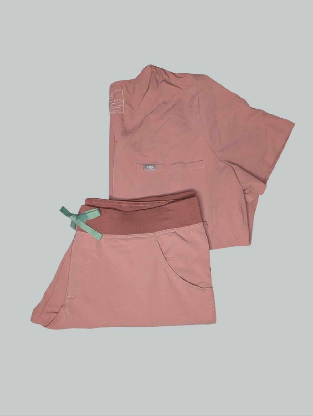 XL/XLP FIGS Scrubs Set (Catarina Top Kade Pants) in Mineral Mauve (PO 2221/2225)